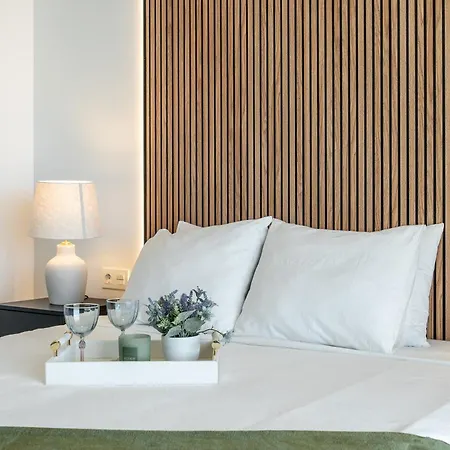 Seaviews Reserve The Breeze דירה