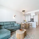 Seaviews Reserve The Breeze Apartamento