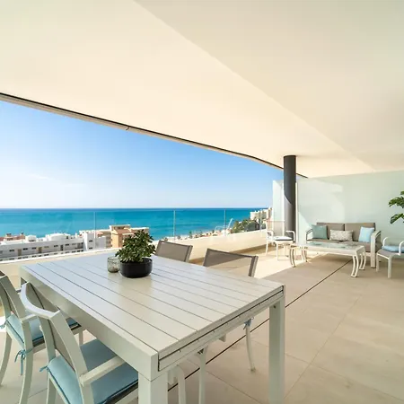 Seaviews Reserve The Breeze Apartment *