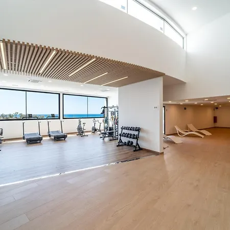 Seaviews Reserve The Breeze Апартаменты