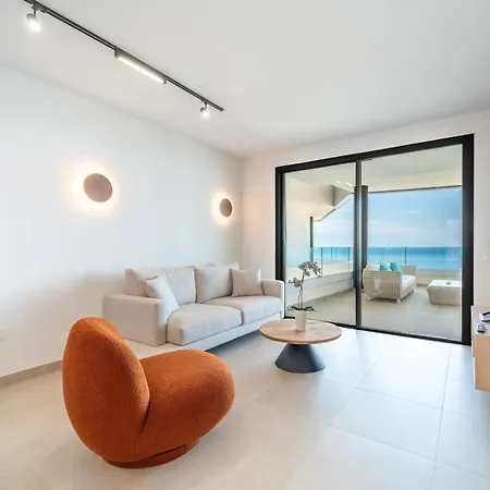 Seaviews Reserve The Breeze Apartment