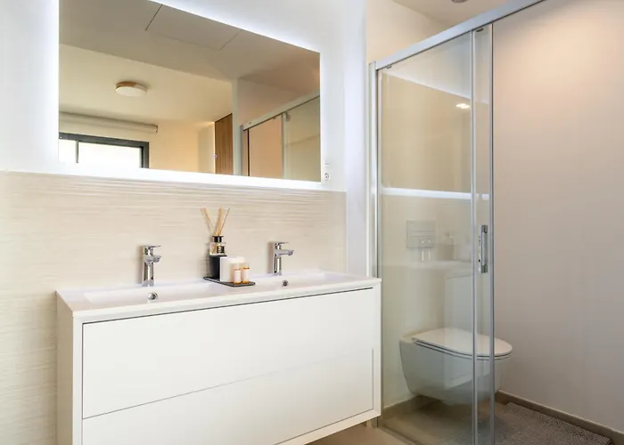 Seaviews Reserve The Breeze