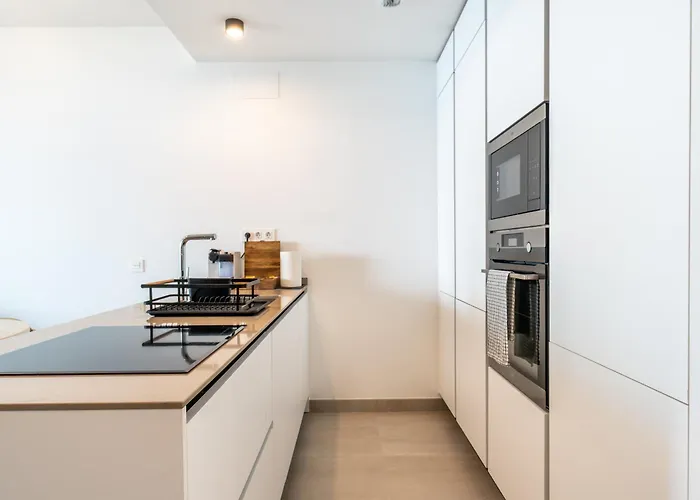 Seaviews Reserve The Breeze Apartment