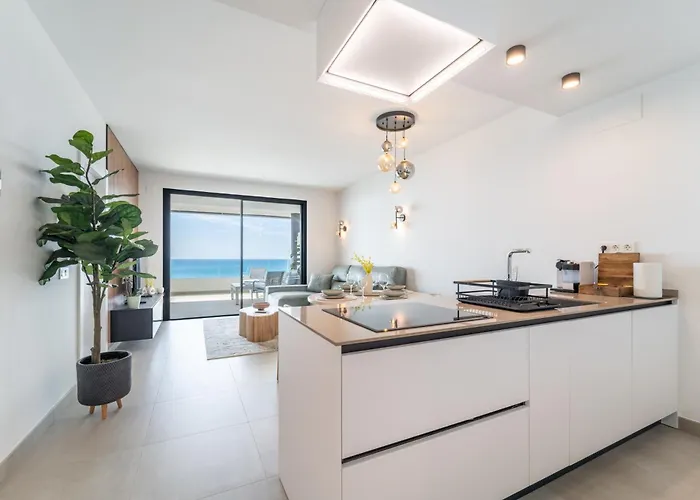 Apartment Seaviews Reserve The Breeze