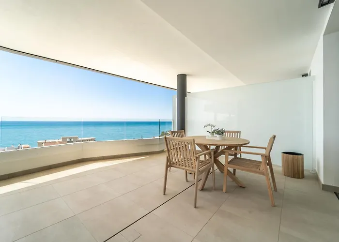 Apartment Seaviews Reserve The Breeze *
