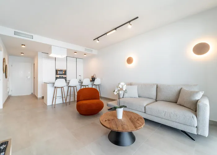 Seaviews Reserve The Breeze Apartment